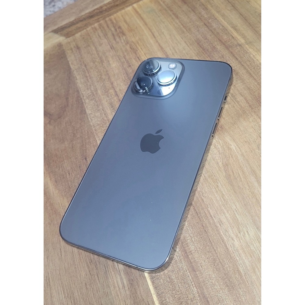 iPhone 13 Pro Max : Sierra Blue - In Great Condition *Unlocked* Rare Tech